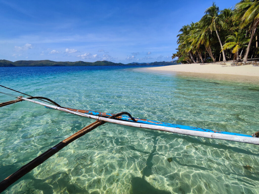 Dicapajan island island hopping